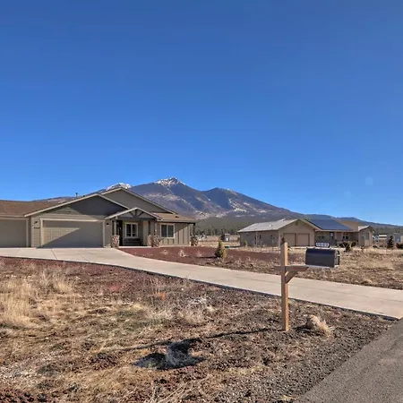 Flagstaff Home With Views - Near Arizona Snowbowl!